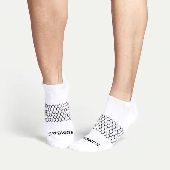 Bombas Women's Ankle Sock 4-Pack - solid white - NWT - Picture 3 of 6